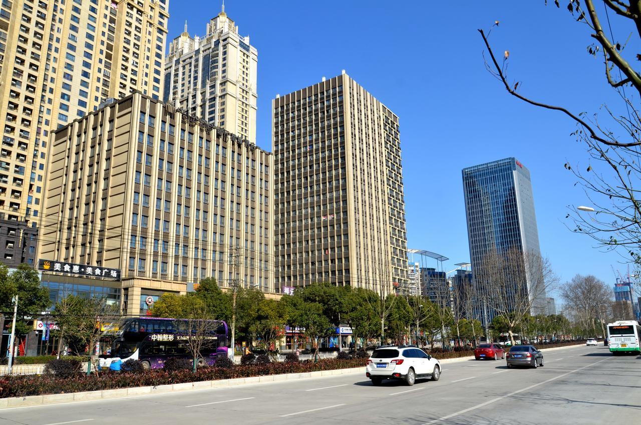 Metropolo, Wuhan, Wuchang Jiangtan Jiyuqiao Subway Station Екстериор снимка